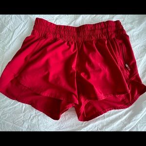 Lululemon tracker short